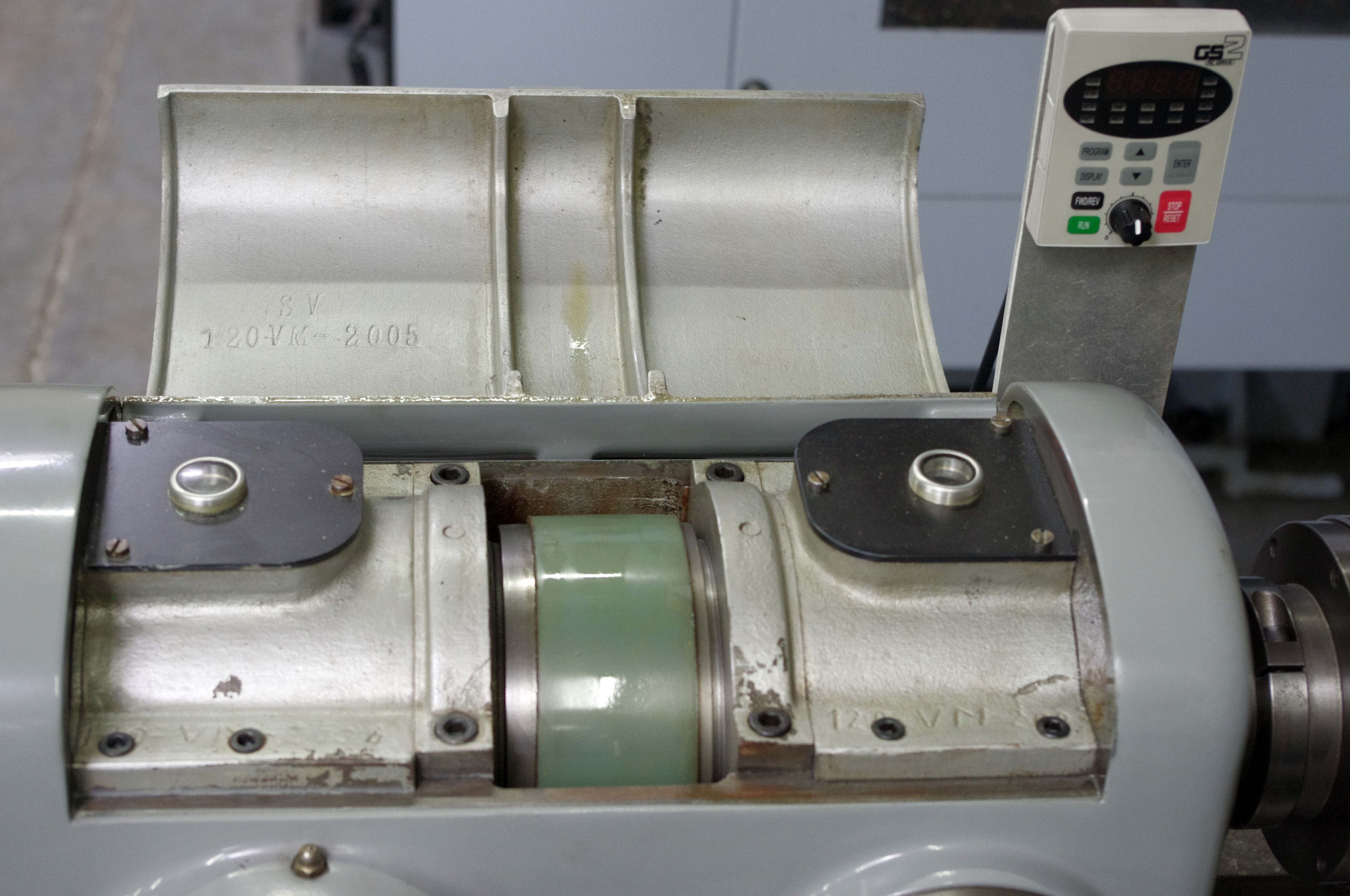 Фото токарно-гвинторізного верстата Schaublin 120 vm Фото токарно-гвинторізного верстата Schaublin 120 vm